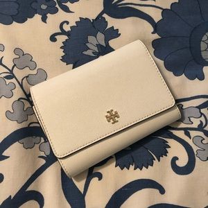 Tory Burch medium Robinson wallet